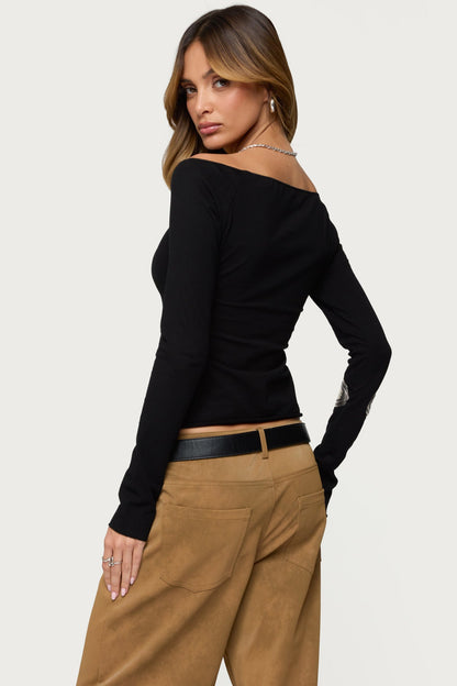 Nattie Off Shoulder V Neck Top