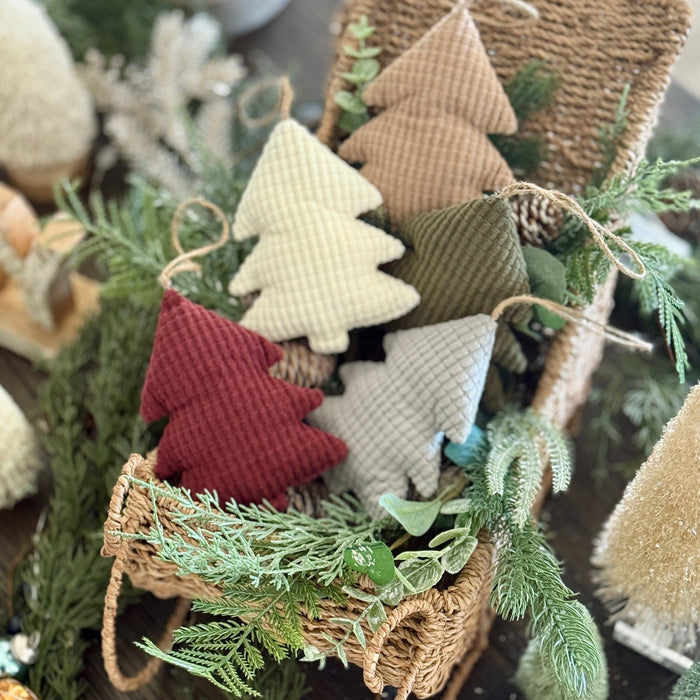 CF-3653 - Minty Cross Cord Tree Ornie