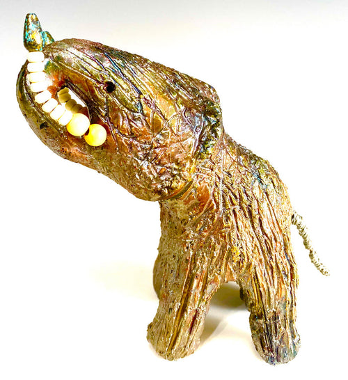 Raku Elephant Have you HERD!!!!!!  Just one of these lovely Raku Fired Elephant will make an excellent gift for your  friend, sorority or for your home’ special place centerpiece.   6" x 3" x 5" 1 lbs Beautiful metallic raku elephant For decorative purposely only