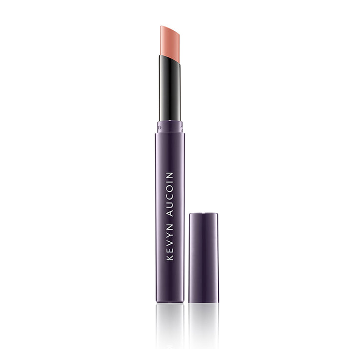kevyn-aucoin-the-unforgettable-lipstick