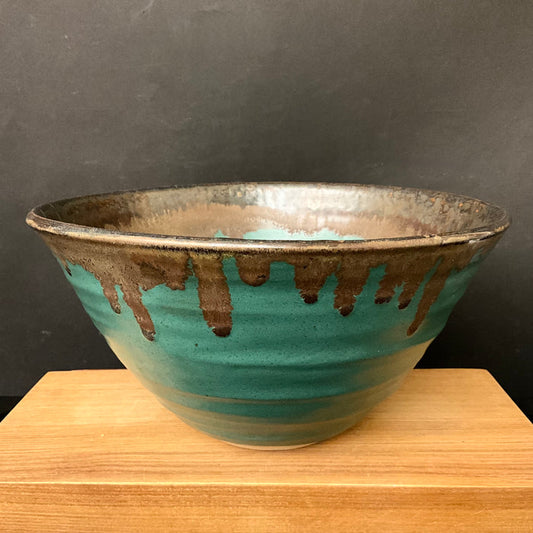 Medium Bowl in Turquoise with Dark Brown rim
