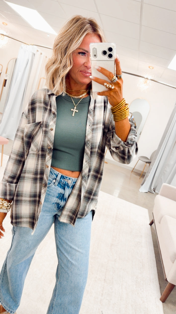 The Phoenix High Rise Loose Fit Jean-Light